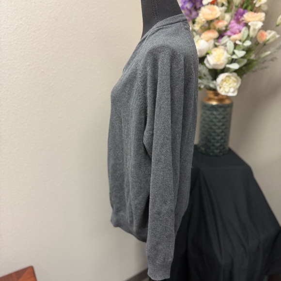 Dockers Men's Classic Fit Gray V-Neck Cotton Sweater Size L - Picture 2 of 7